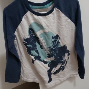 Boy size 5 long sleeve tshirt